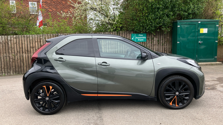 Toyota Aygo 1.0 VVT-i X-Clusiv 5dr Petrol Hatchback